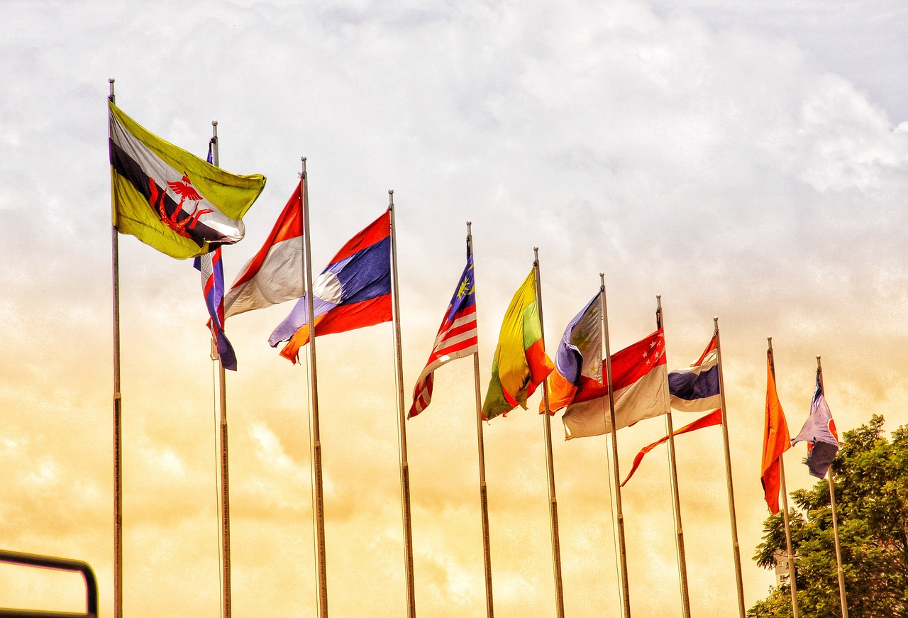 https://compras.horasis.org/wp-content/uploads/2023/12/asean-4692563_1280.jpg