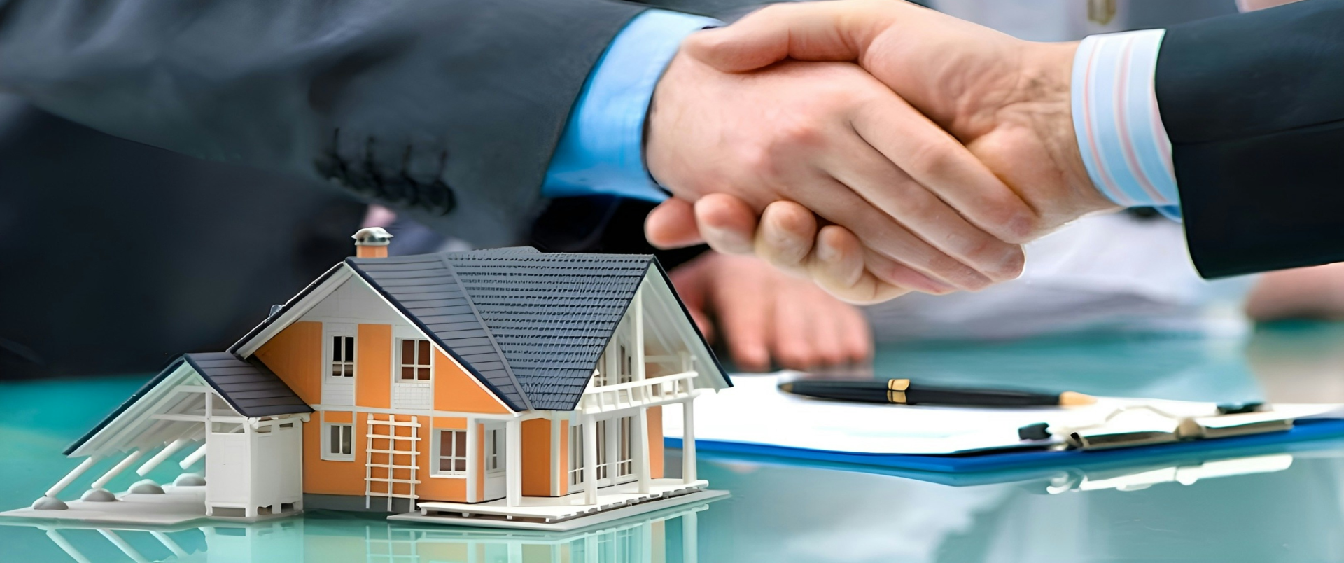 https://compras.horasis.org/wp-content/uploads/2026/07/Landlord.png